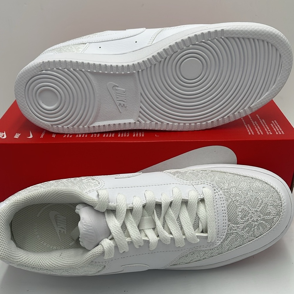 Nike Court Vision Low
Women's Shoes
White/White/White
Style HJ5846-100 - Picture 4 of 16